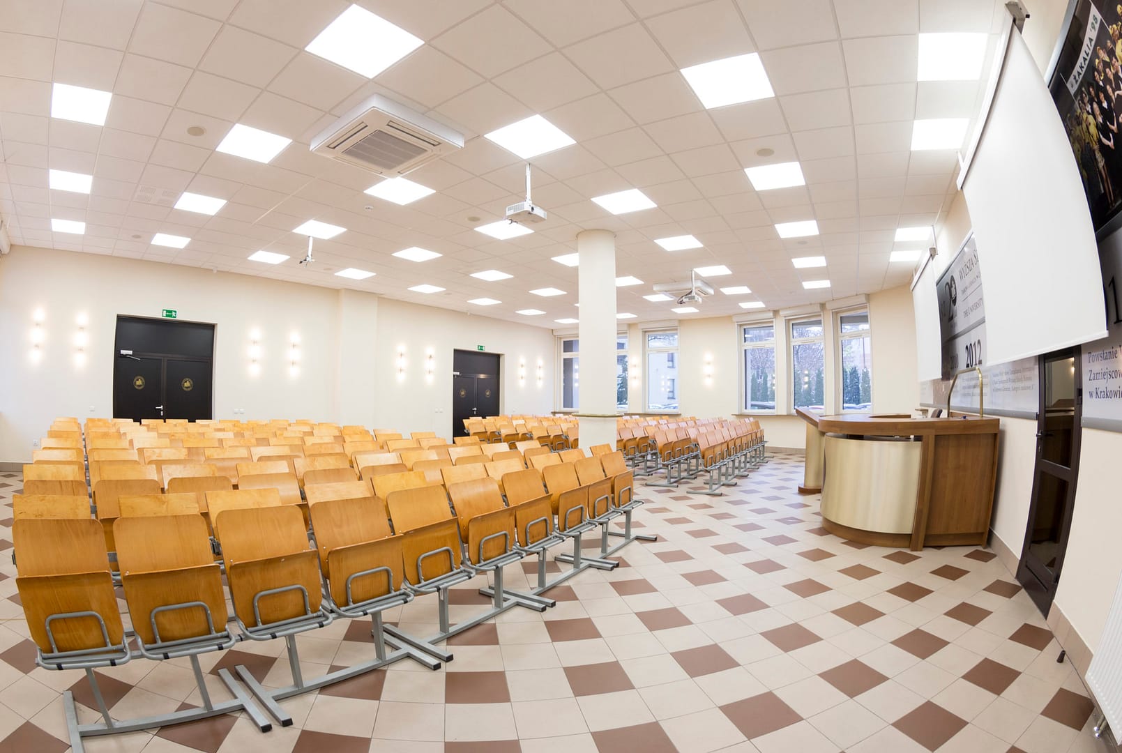 АКАДЕМИЯ БИЗНЕСА В ДОМБРОВЕЙ ГУРНИЧЕЙ 5